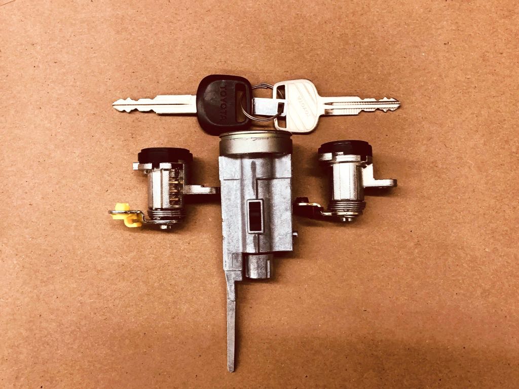 Delta Vehicle Systems - Toyota OEM Lock Cylinder SET